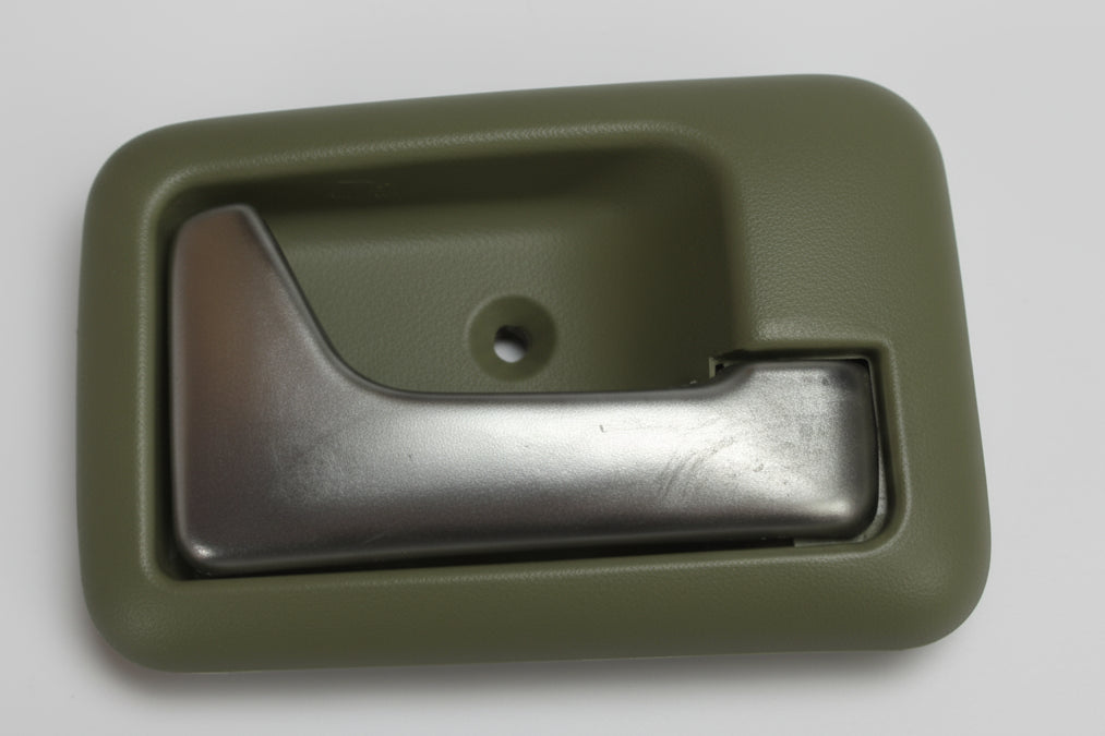 Suzuki APV Inner Bazel/Door Bazel Handle Pc